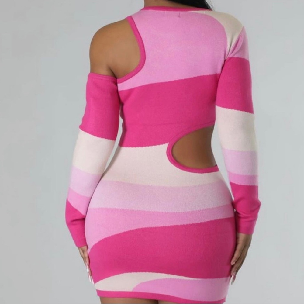 Pink cut out long sleeve dress BRAND NEW never worn